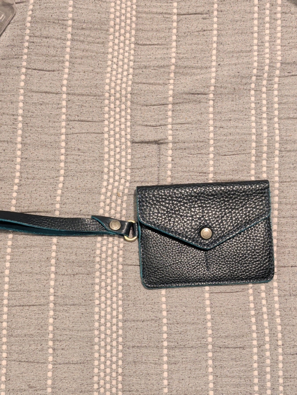Portland Leather Passport Wristlet - Boreal